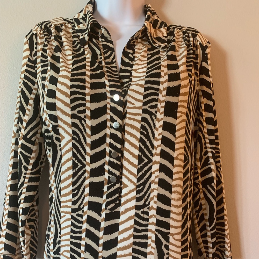 ALFANI Brown white and black dress shirt